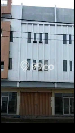 Area Ramai! Ruko Dijual di Driyorejo untuk Bisnis Luas Bangunan 144m2 Area Ramai! Ruko Dijual di Driyorejo untuk Bisnis Luas Bangunan 144m2