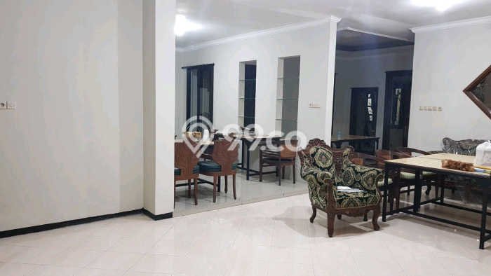 Unit Kost Dijual di Medokan Ayu dengan 18 Kamar Kawasan Ramai Unit Kost Dijual di Medokan Ayu dengan 18 Kamar Kawasan Ramai