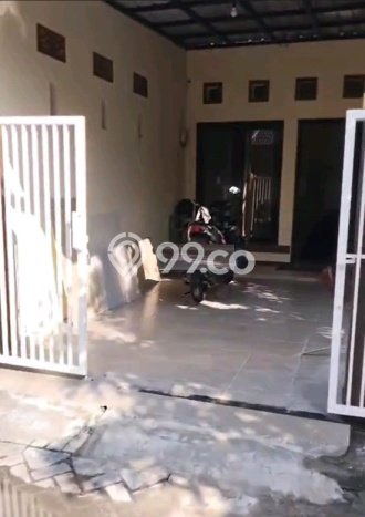 Rumah Modern 5 KT di Gununganyar Surabaya Rumah Modern 5 KT di Gununganyar Surabaya