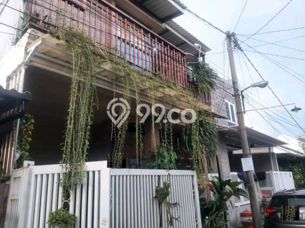 Dijual Cepat Rumah Favorit Siap Huni LB 154m2 di Rungkut, Surabaya Dijual Cepat Rumah Favorit Siap Huni LB 154m2 di Rungkut, Surabaya