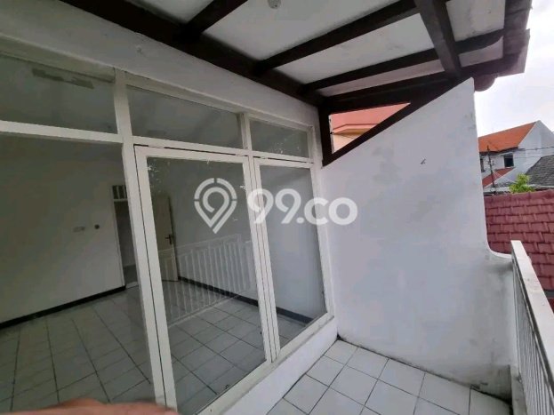 Hunian Cantik Modern Lb 200m2 di Waru, Sidoarjo Hunian Cantik Modern Lb 200m2 di Waru, Sidoarjo