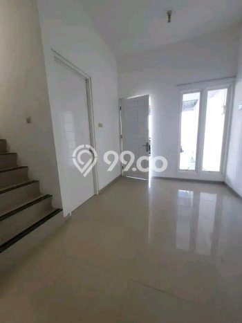 For Sale Rumah 3 Kamar Lokasi Strategis Nyaman dan Strategis di Rungkut For Sale Rumah 3 Kamar Lokasi Strategis Nyaman dan Strategis di Rungkut