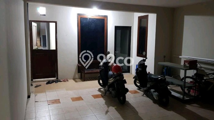 Cocok Untuk Investasi! For Sale Kost di Medokan Ayu 18 Kamar Cocok Untuk Investasi! For Sale Kost di Medokan Ayu 18 Kamar