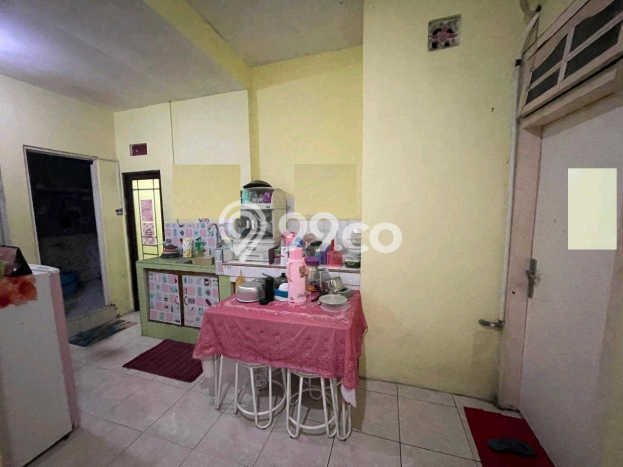 Rumah Kost untuk Dijual di Waru dengan 14 KT, 9 KM, Luas 300m2 Rumah Kost untuk Dijual di Waru dengan 14 KT, 9 KM, Luas 300m2