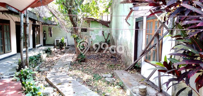 Ready to Use! Premium House LT 447m2 Desain Modern di Setiabudi Ready to Use! Premium House LT 447m2 Desain Modern di Setiabudi