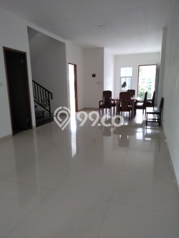 Jual Cepat Rumah LT 200m2m² / LB 300m2m² di Jantung Kota Setiabudi, Bandung Jual Cepat Rumah LT 200m2m² / LB 300m2m² di Jantung Kota Setiabudi, Bandung