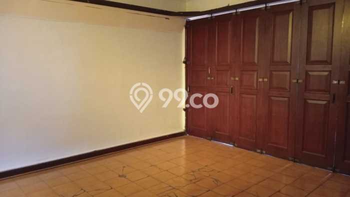 Ready to Use! Premium House LT 459m2 Desain Modern di Cibeunying Ready to Use! Premium House LT 459m2 Desain Modern di Cibeunying