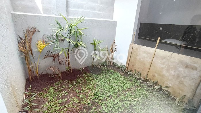 Rumah Modern 3 KT di Setiabudi Bandung Semi Furnished Rumah Modern 3 KT di Setiabudi Bandung Semi Furnished
