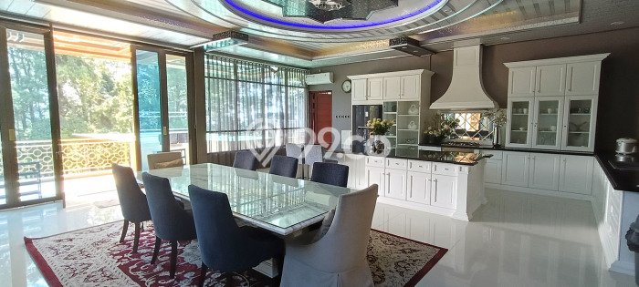 Vila di , Area 700m2m², Dekat dengan fasilitas publik Vila di , Area 700m2m², Dekat dengan fasilitas publik