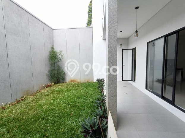 Hunian Elit LB 250m2 Siap Pakai Desain Elegan di Setiabudi, Bandung Hunian Elit LB 250m2 Siap Pakai Desain Elegan di Setiabudi, Bandung