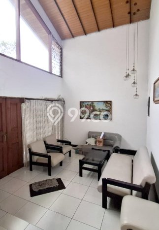 Ready to Use! Premium House LT 800m2 Desain Elegan di Setiabudi Ready to Use! Premium House LT 800m2 Desain Elegan di Setiabudi