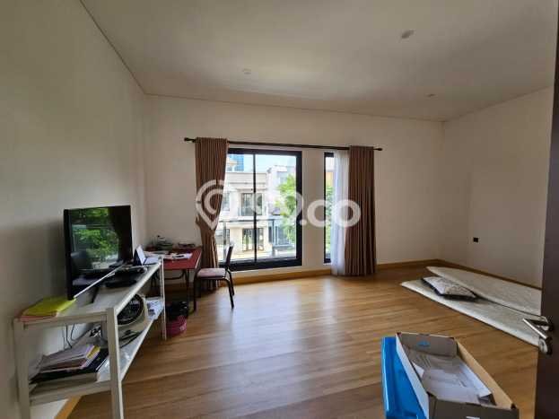 Rumah Luxury Modern Tanpa Renovasi di Pantai Indah Kapuk Jakarta Utara Rumah Luxury Modern Tanpa Renovasi di Pantai Indah Kapuk Jakarta Utara