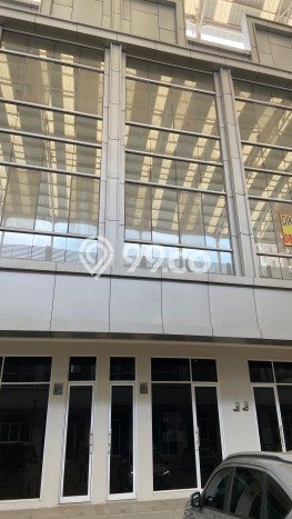 Ruko Dijual di Jakarta Utara LT 73m2 & LB 200m2 Lokasi Terbaik! Ruko Dijual di Jakarta Utara LT 73m2 & LB 200m2 Lokasi Terbaik!