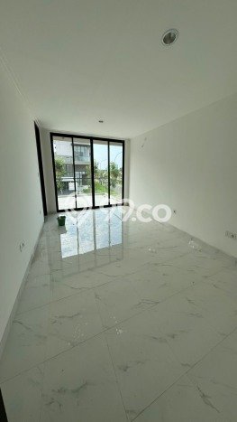 Dijual Rumah Mewah Elegan Dengan View Eksklusif di Pantai Indah Kapuk 2, Jakarta Utara Dijual Rumah Mewah Elegan Dengan View Eksklusif di Pantai Indah Kapuk 2, Jakarta Utara
