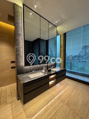 Siap Huni Rumah Mewah 5 Kamar di BSD Dekat ke Mana Saja Siap Huni Rumah Mewah 5 Kamar di BSD Dekat ke Mana Saja
