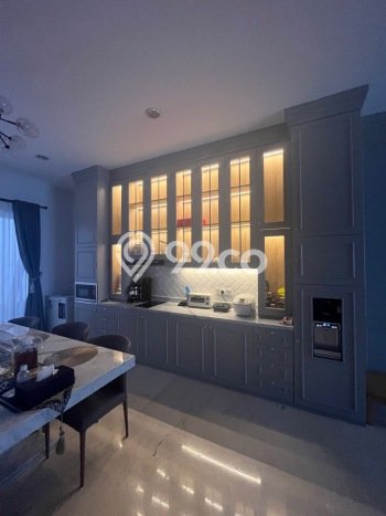 Rumah Elit LB 160m2 Siap Pakai Desain Elegan di Golf Island, Jakarta Utara Rumah Elit LB 160m2 Siap Pakai Desain Elegan di Golf Island, Jakarta Utara