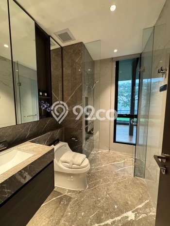 Rumah Eksklusif Siap Huni LT 760m2 di BSD, Tangerang Selatan Rumah Eksklusif Siap Huni LT 760m2 di BSD, Tangerang Selatan