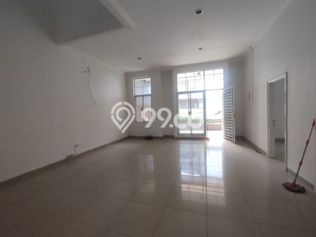 Rumah Luxury Modern Tanpa Renovasi di Pantai Indah Kapuk Jakarta Utara Rumah Luxury Modern Tanpa Renovasi di Pantai Indah Kapuk Jakarta Utara