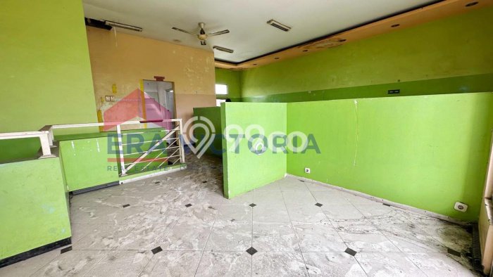 Ruko Usaha Dijual di Blimbing Malang LT 115m2 & LB 200m2 Ruko Usaha Dijual di Blimbing Malang LT 115m2 & LB 200m2