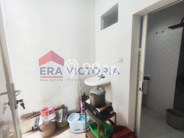 Jual Rumah Strategis Bagus Punya 6 KT di Lowokwaru Malang SHM Jual Rumah Strategis Bagus Punya 6 KT di Lowokwaru Malang SHM
