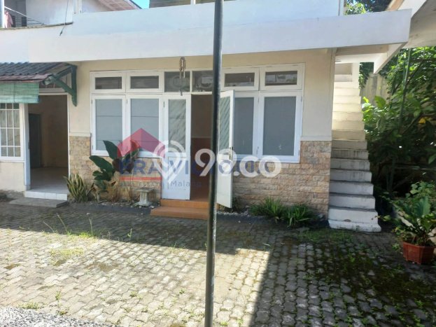 Rumah Cantik Siap Pakai Di Blimbing Luas 224m2 Aman Rumah Cantik Siap Pakai Di Blimbing Luas 224m2 Aman