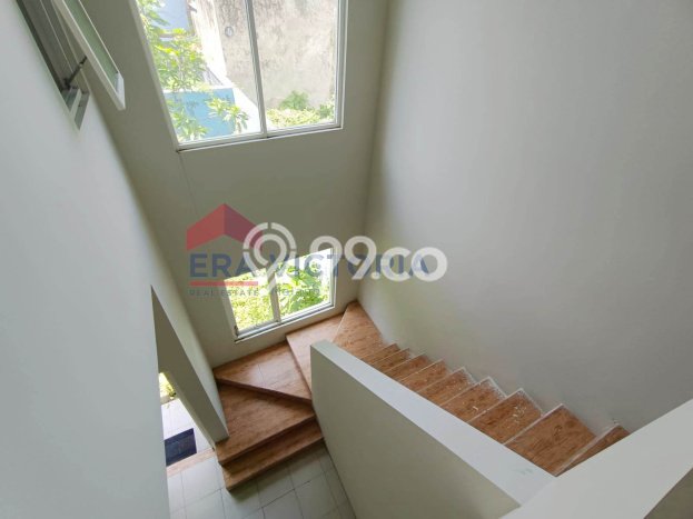 Rumah Modern Cantik 3 Kamar Siap Huni di Lowokwaru Rumah Modern Cantik 3 Kamar Siap Huni di Lowokwaru