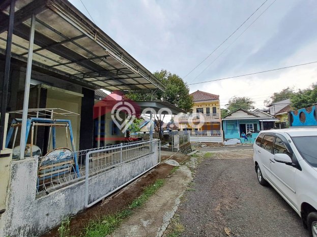 Rumah 2 KT 1 KM Fasilitas Gym di Lawang, Malang Rumah 2 KT 1 KM Fasilitas Gym di Lawang, Malang