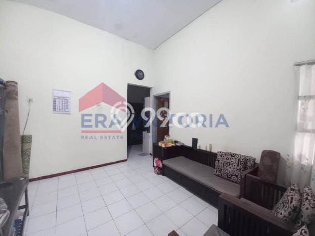 Rumah 2 KT 1 KM Fasilitas Gym di Lawang, Malang Rumah 2 KT 1 KM Fasilitas Gym di Lawang, Malang