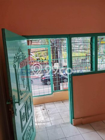 Ruko Komersial Disewakan di Klojen Malang Luas 250m2 Ruko Komersial Disewakan di Klojen Malang Luas 250m2