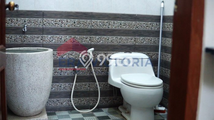 Hunian Mewah LB 200m2 Siap Huni Desain Elegan di Sulfat, Malang Hunian Mewah LB 200m2 Siap Huni Desain Elegan di Sulfat, Malang