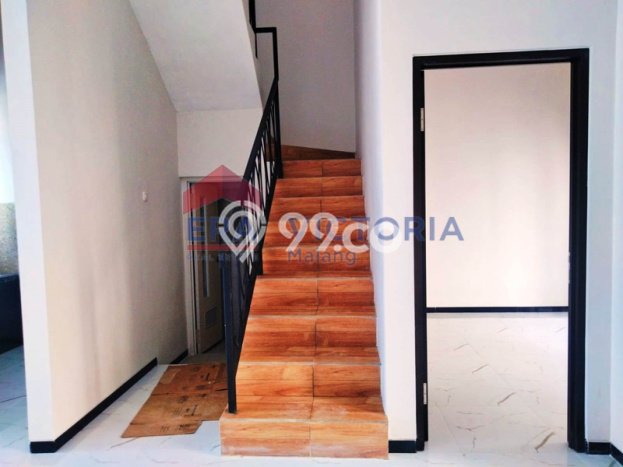 Rumah Berkualitas di Batu, Malang, Luas 110m² LB 140m² - BISA KPR! Rumah Berkualitas di Batu, Malang, Luas 110m² LB 140m² - BISA KPR!