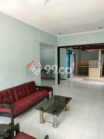 HARGA TERBAIK! Rumah Berkualitas di Tidar, Luas 135m² Bangunan 144m² HARGA TERBAIK! Rumah Berkualitas di Tidar, Luas 135m² Bangunan 144m²