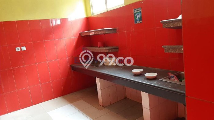 PRIME LOCATION! Ruko di Soekarno Hatta, Luas 400m², Area Berkembang, Ready Untuk Digunakan PRIME LOCATION! Ruko di Soekarno Hatta, Luas 400m², Area Berkembang, Ready Untuk Digunakan