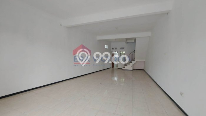 KAWASAN KOMERSIAL! Ruko Disewakan di Penanggungan, Luas 120m², Akses Strategis KAWASAN KOMERSIAL! Ruko Disewakan di Penanggungan, Luas 120m², Akses Strategis