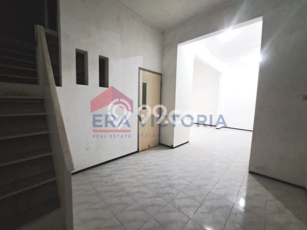 Rumah Lokasi Premium Taman Sulfat Kondisi Siap Huni Jalan Lebar Rumah Lokasi Premium Taman Sulfat Kondisi Siap Huni Jalan Lebar