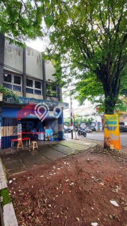 Komersial Area Perdagangan Kawasan Blimbing, Luas 40m², Siap Usaha Komersial Area Perdagangan Kawasan Blimbing, Luas 40m², Siap Usaha