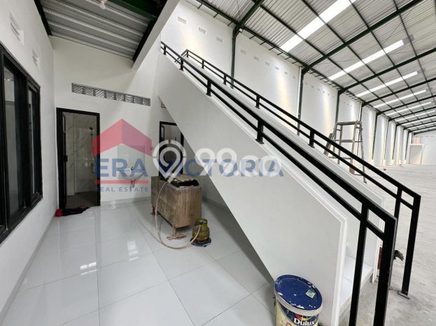 AREA KOMERSIAL! Gudang For Rent di Pakis, Luas 950m², Jalan Strategis, Ready Operasional AREA KOMERSIAL! Gudang For Rent di Pakis, Luas 950m², Jalan Strategis, Ready Operasional