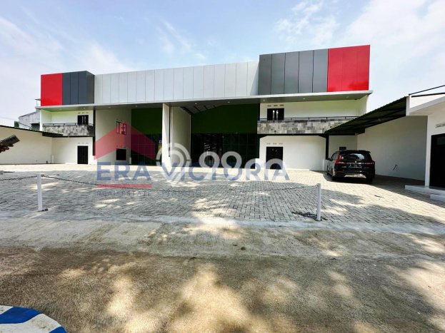 Gudang Disewakan di Pakis, Luas 1800m², Area Komersial, Jalan Utama Gudang Disewakan di Pakis, Luas 1800m², Area Komersial, Jalan Utama