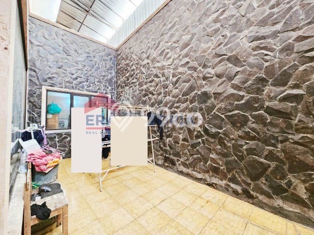 Rumah Strategis dengan Luas Bangunan 1000m2m² di Lokasi Gempol, Pasuruan Rumah Strategis dengan Luas Bangunan 1000m2m² di Lokasi Gempol, Pasuruan