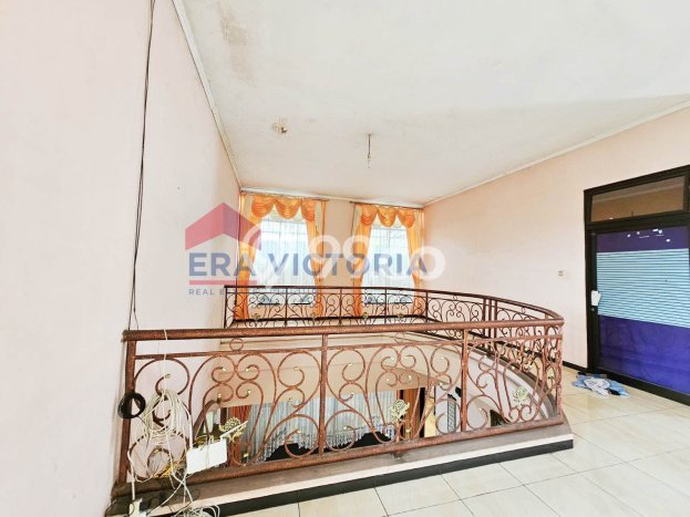 Rumah Strategis dengan Luas Bangunan 1000m2m² di Lokasi Gempol, Pasuruan Rumah Strategis dengan Luas Bangunan 1000m2m² di Lokasi Gempol, Pasuruan