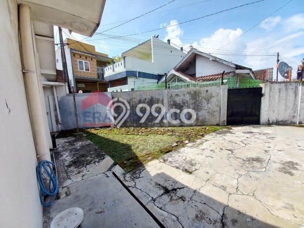 Siap Huni Rumah Mewah 3 Kamar di Klojen Dekat ke Mana Saja Siap Huni Rumah Mewah 3 Kamar di Klojen Dekat ke Mana Saja