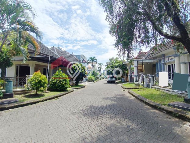 Dijual Rumah Premium dengan Fasilitas Sekitar Komplit di Lowokwaru, Malang Dijual Rumah Premium dengan Fasilitas Sekitar Komplit di Lowokwaru, Malang