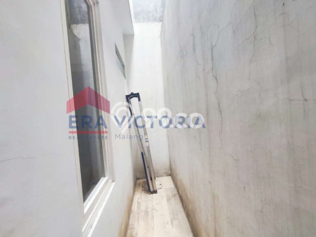 Jual Rumah Strategis Bagus Punya 6 KT di Lowokwaru Malang SHM Jual Rumah Strategis Bagus Punya 6 KT di Lowokwaru Malang SHM