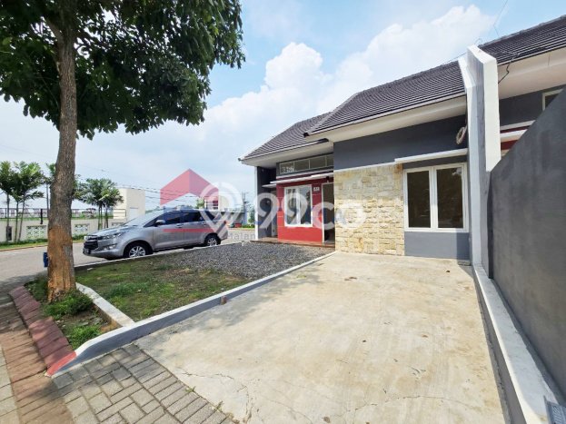 For Sale Rumah 2 Kamar Lokasi Strategis Nyaman dan Strategis di Kedungkandang For Sale Rumah 2 Kamar Lokasi Strategis Nyaman dan Strategis di Kedungkandang