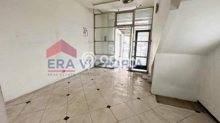Ruko Usaha Dijual di Blimbing Malang LT 115m2 & LB 200m2 Ruko Usaha Dijual di Blimbing Malang LT 115m2 & LB 200m2