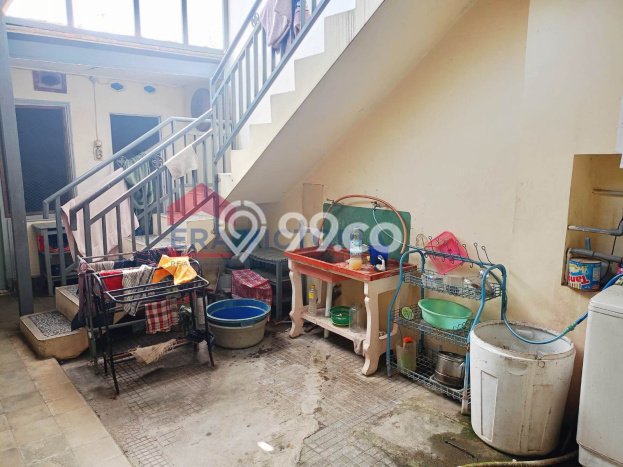 Rumah Luas Asri 6 KT Siap Pakai di Rampal Celaket Malang Rumah Luas Asri 6 KT Siap Pakai di Rampal Celaket Malang