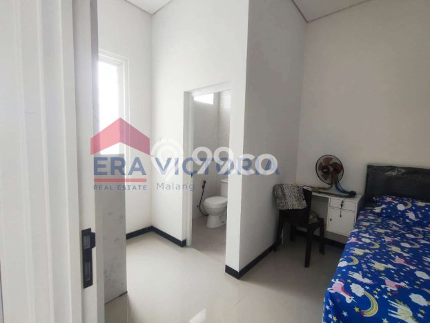 Jual Rumah Strategis Bagus Punya 6 KT di Lowokwaru Malang SHM Jual Rumah Strategis Bagus Punya 6 KT di Lowokwaru Malang SHM