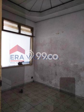 Lokasi strategis! Rumah siap huni disewakan di Sukun LB 189m2 Lokasi strategis! Rumah siap huni disewakan di Sukun LB 189m2