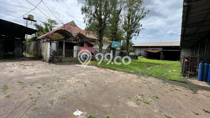Gudang For Sale di Kawasan Singosari, Malang Harga Kompetitif Gudang For Sale di Kawasan Singosari, Malang Harga Kompetitif