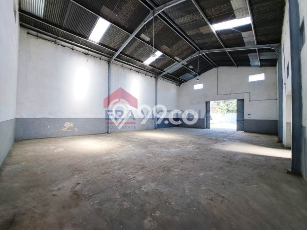 Gudang Dijual di Sukun Malang dengan LB 400m2 Gudang Dijual di Sukun Malang dengan LB 400m2